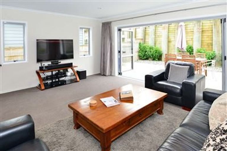 Photo of property in 109 Parkview Drive, Gulf Harbour, Whangaparaoa, 0930