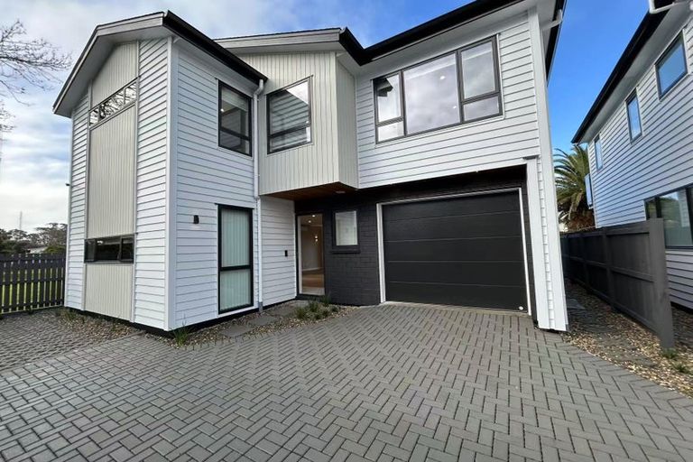 Photo of property in 7c Daytona Road, Henderson, Auckland, 0610