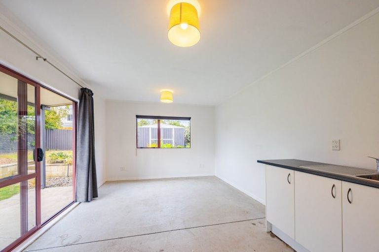 Photo of property in 9 Pukeko Place, Westshore, Napier, 4110