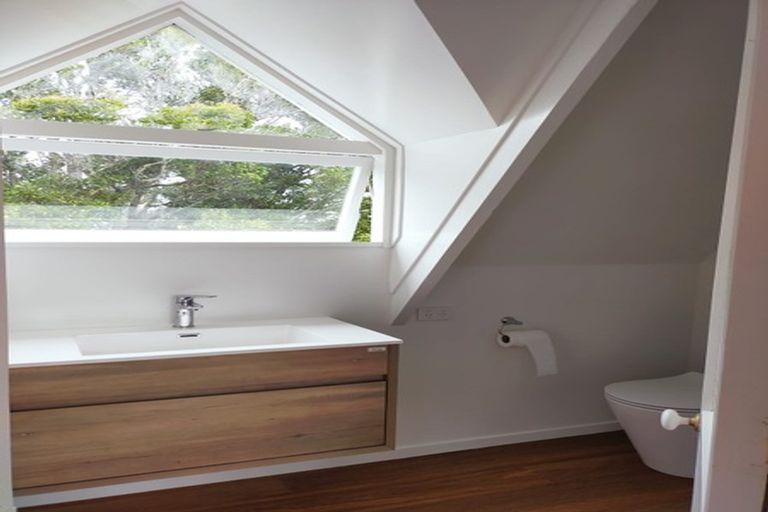 Photo of property in 112a Rosier Road, Glen Eden, Auckland, 0602