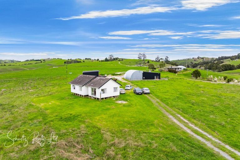 Photo of property in 32a Swamp Road, Mareretu, Maungaturoto, 0571