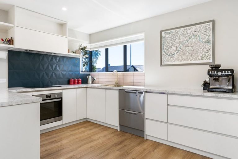 Photo of property in 9 Greenwood Place, Amberley, 7410