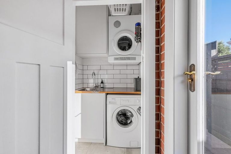 Photo of property in 80 Campbell Street, Karori, Wellington, 6012