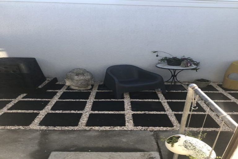 Photo of property in 4/84 Meeanee Road, Taradale, Napier, 4112