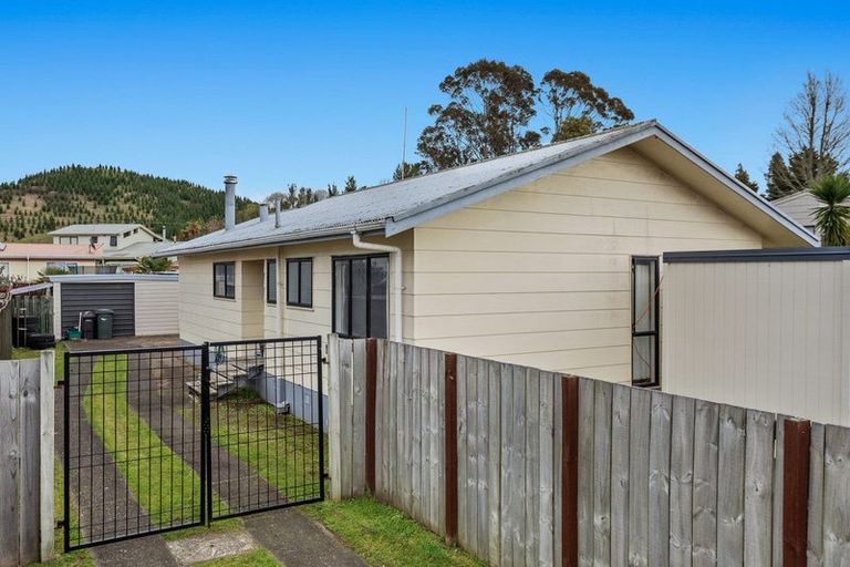 Photo of property in 21 Delamere Drive, Kawerau, 3127