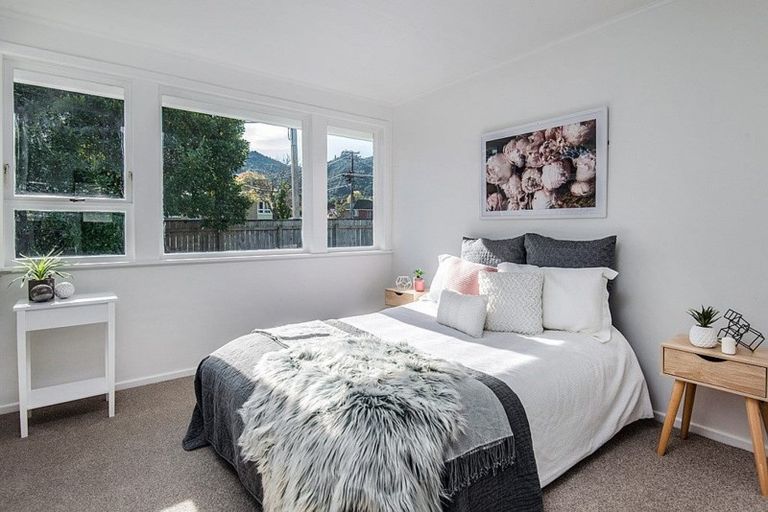 Photo of property in 132 Kowhai Street, Naenae, Lower Hutt, 5011