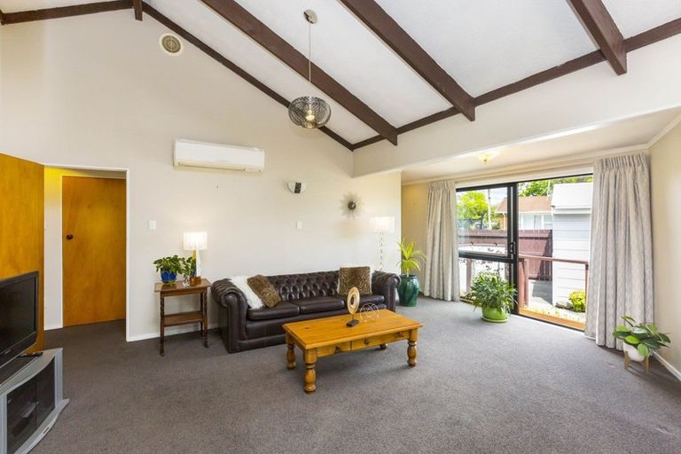 Photo of property in 30f1- Maclean Street, Wallaceville, Upper Hutt, 5018