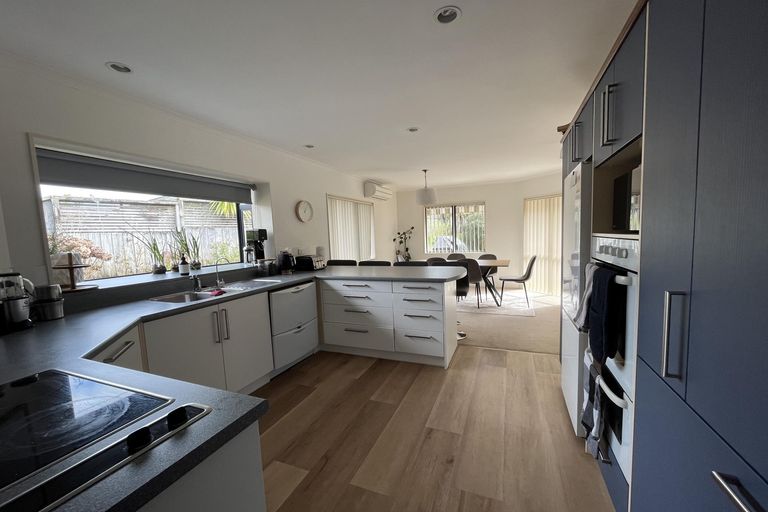 Photo of property in 11 Oakridge Drive, Kerikeri, 0230
