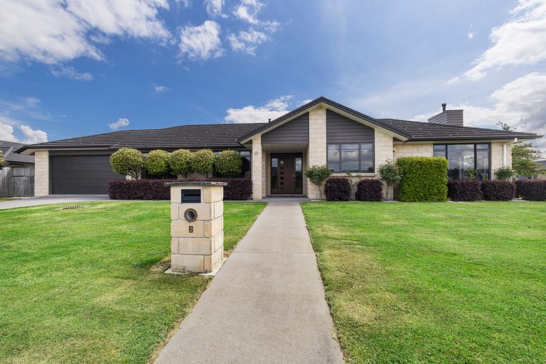 Photo of property in 2 Kowhai Drive, Cambridge, 3434