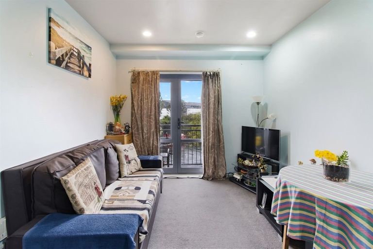 Photo of property in 1l/10 Crown Lynn Place, New Lynn, Auckland, 0600
