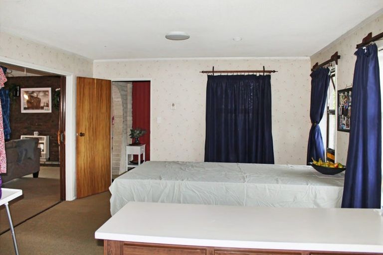 Photo of property in 43 Geraldine Crescent, Cloverlea, Palmerston North, 4412