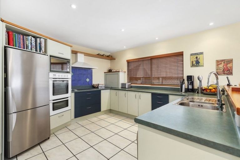 Photo of property in 30 The Masthead, Whitby, Porirua, 5024