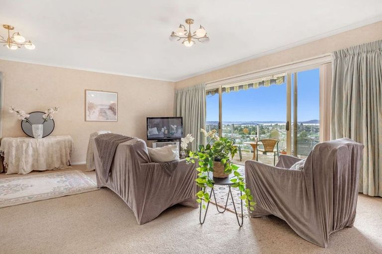 Photo of property in 22 Cobbe Place, Pomare, Rotorua, 3015