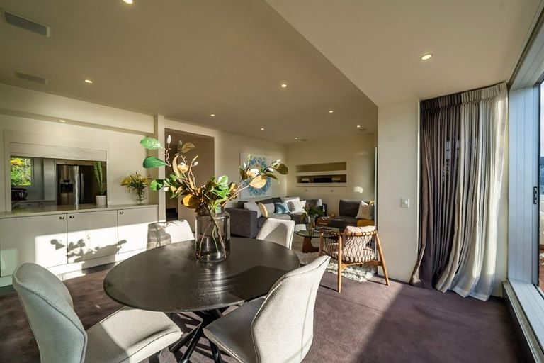 Photo of property in 4/154 Oriental Parade, Oriental Bay, Wellington, 6011