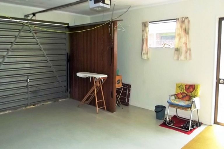 Photo of property in 2/64 Marne Road, Papakura, 2110