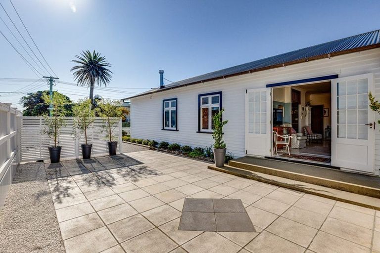 Photo of property in 22 Torridon Road, Miramar, Wellington, 6022