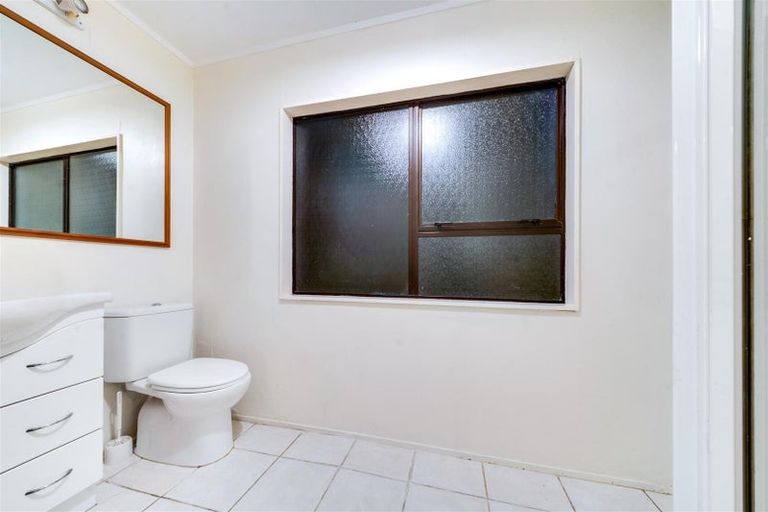 Photo of property in 94a Konini Road, Titirangi, Auckland, 0604