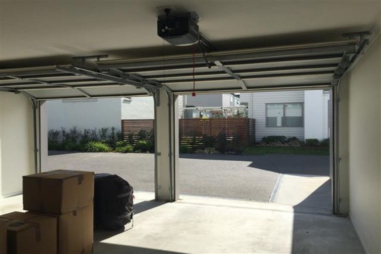 Photo of property in 42 Kuaka Drive, Takanini, 2112