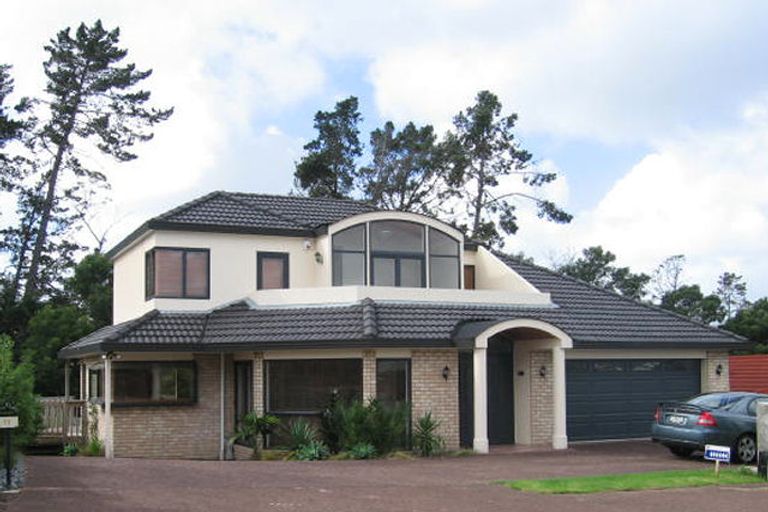 Photo of property in 12 San Vito Place, Henderson, Auckland, 0612