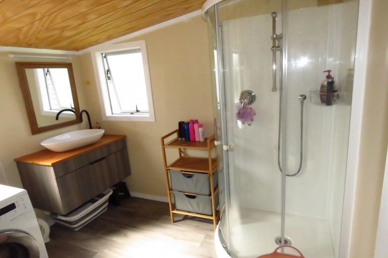 Photo of property in 5 Fonblanque Street, Westport, 7825