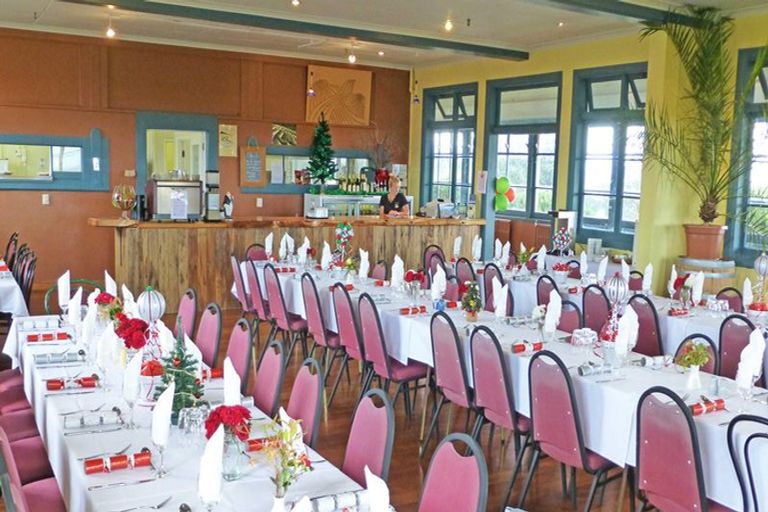 Photo of property in 208 Pukeora Scenic Road, Waipukurau, 4281