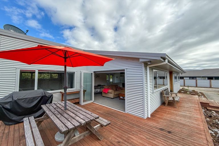 Photo of property in 7a Watino Place, Pohara, Takaka, 7183