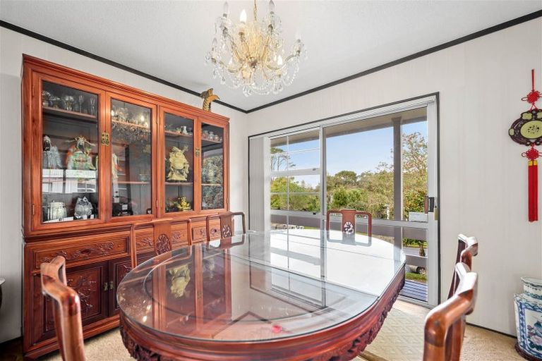 Photo of property in 19 Blundell Place, Chatswood, Auckland, 0626