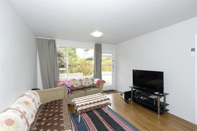 Photo of property in 5/556 Barbadoes Street, Edgeware, Christchurch, 8013