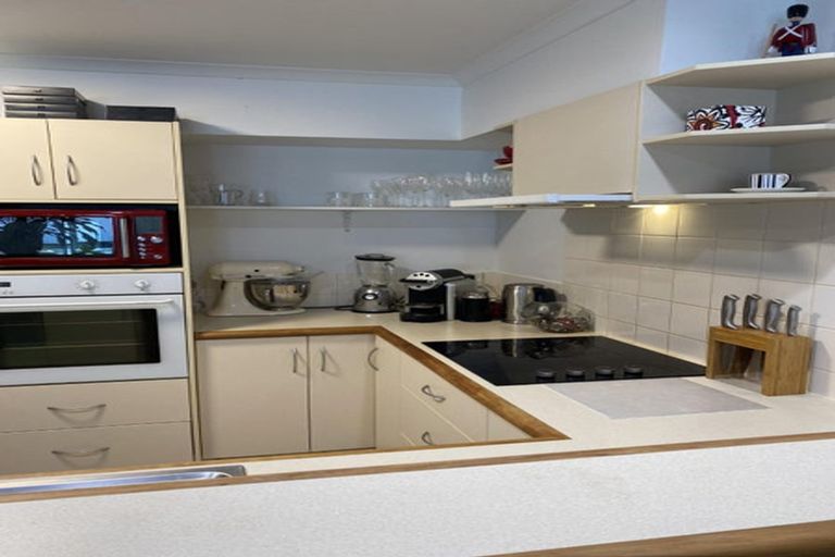 Photo of property in 4/14 Victoria Road, Mount Maunganui, 3116