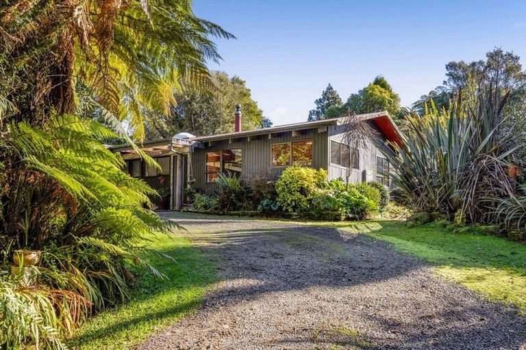 Photo of property in 66 Kent Terrace, Midhirst, Stratford, 4394