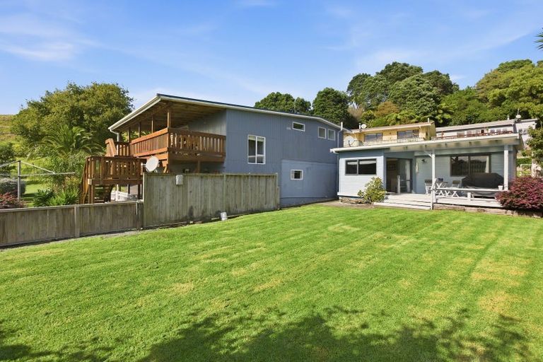 Photo of property in 49 Ngakoti Street, Urenui, 4375