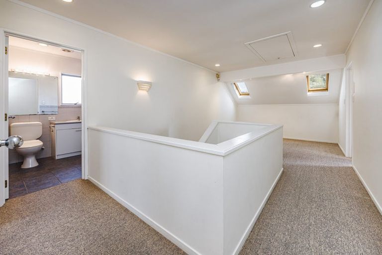 Photo of property in 1/27 Leicester Parade, Somerville, Auckland, 2014