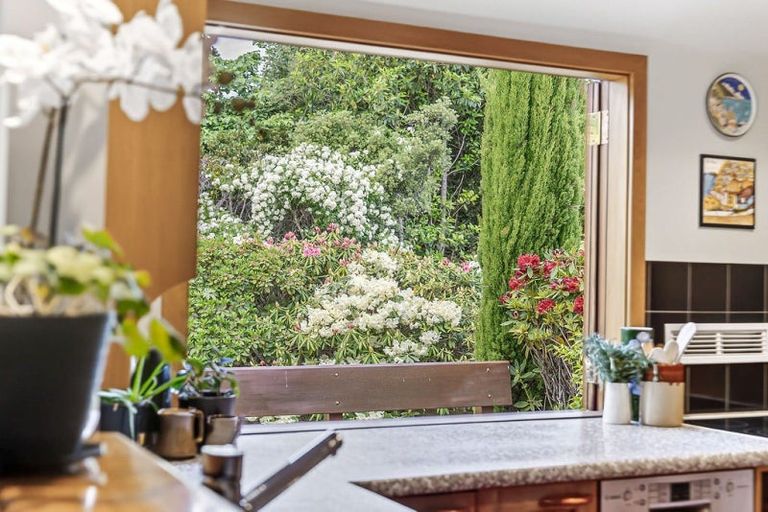 Photo of property in 18 Kowhai Drive, Wanaka, 9305