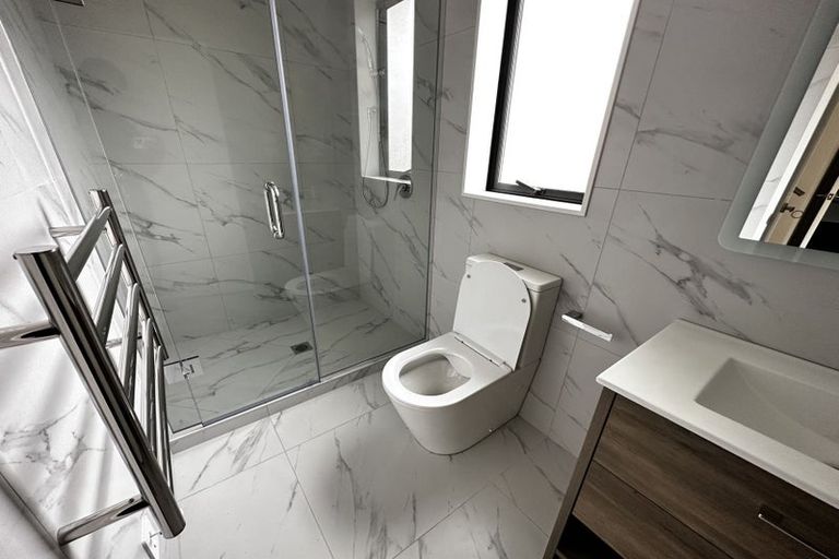 Photo of property in 34a Maraeariki Avenue, Orewa, 0931