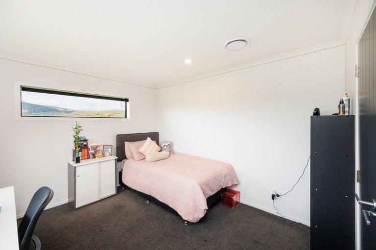 Photo of property in 172 Kingsdale Park Drive, Aokautere, Palmerston North, 4471
