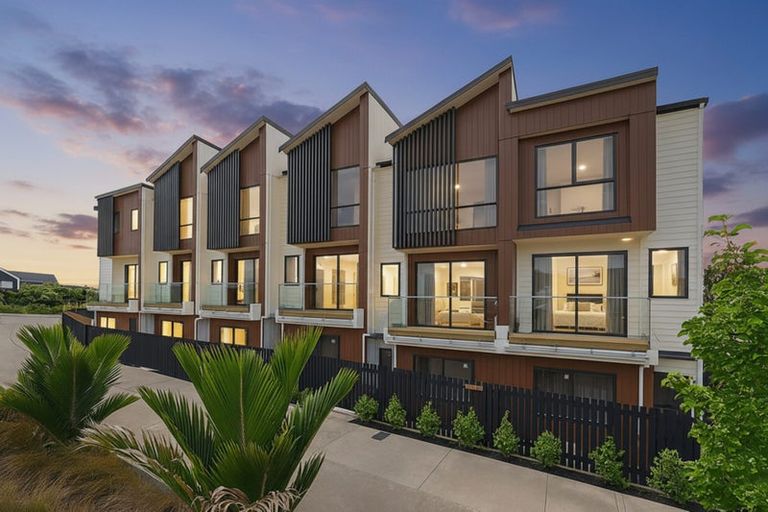 Photo of property in 93 Joshua Carder Drive, Hobsonville, Auckland, 0616