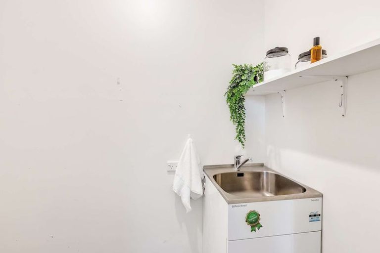 Photo of property in 9 William Street, Gore, 9710