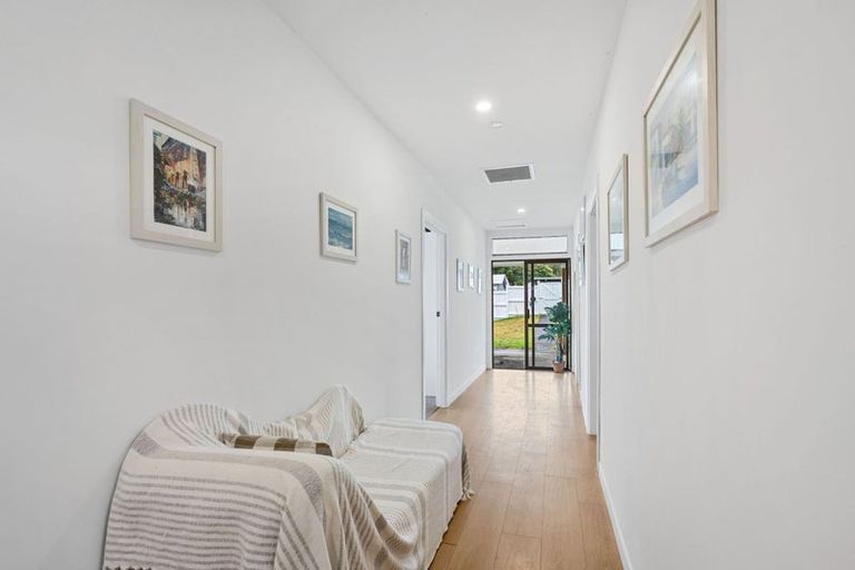 Photo of property in 31 Karaka Street, Helensville, 0800