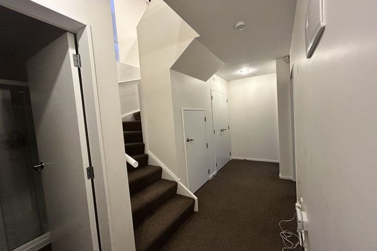 Photo of property in 34 Farnham Street, Mornington, Wellington, 6021