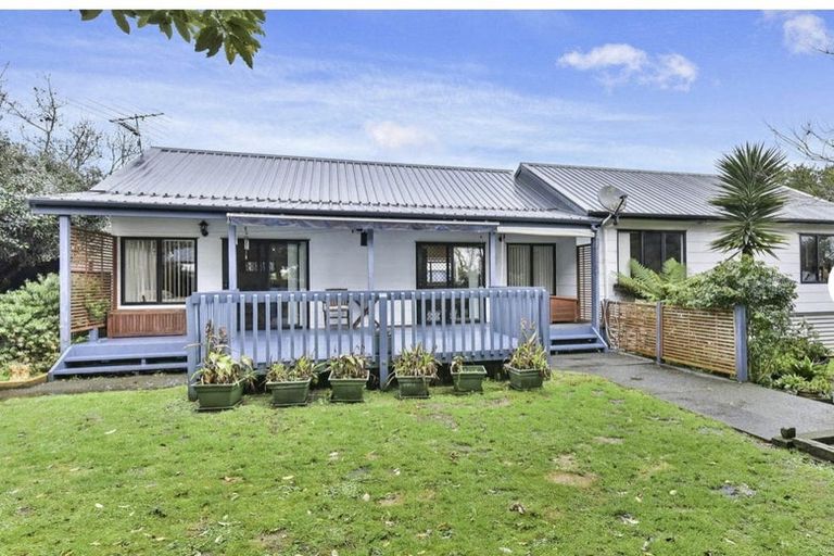Photo of property in 7 Chrisarda Place, Red Hill, Papakura, 2110