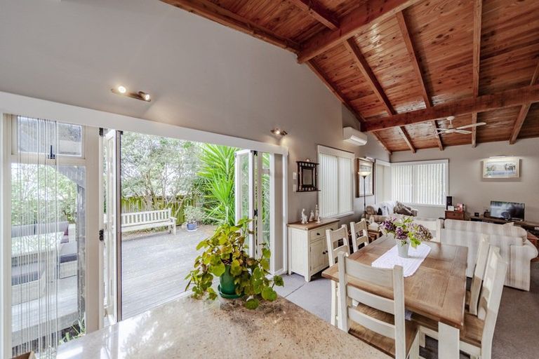 Photo of property in 30 Higginson Street, Otane, 4202