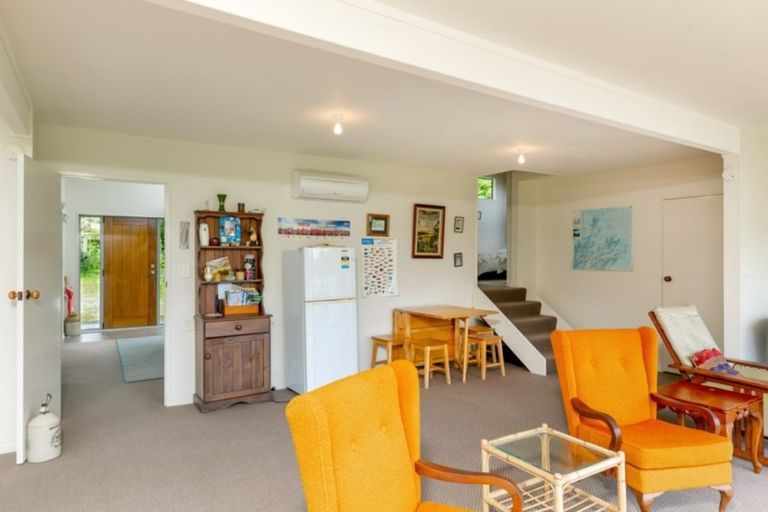 Photo of property in 2323 Queen Charlotte Drive, Ngakuta Bay, Picton, 7281