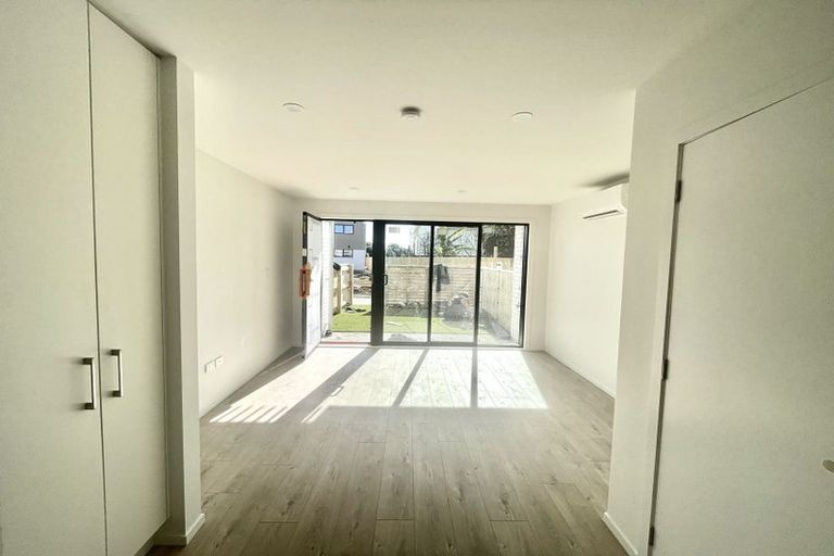 Photo of property in 15/39 Pakuranga Road, Pakuranga, 2010