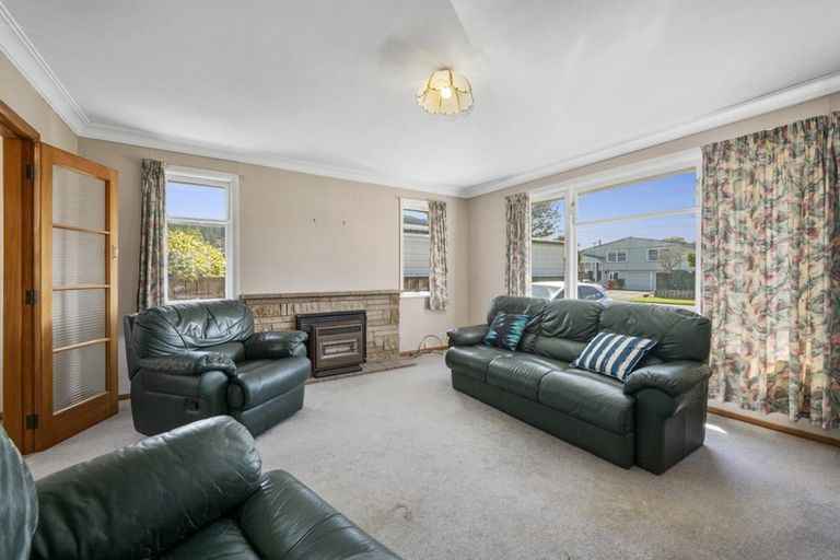 Photo of property in 4 Kelly Grove, Elderslea, Upper Hutt, 5018