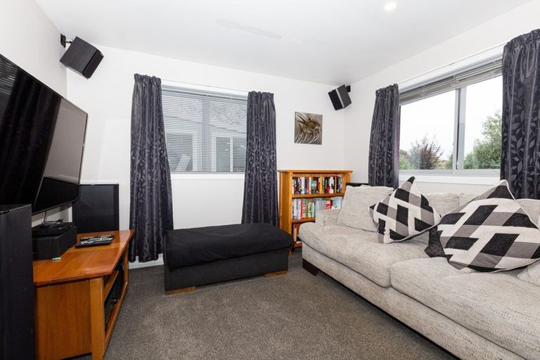 Photo of property in 2 Callan Place, Hoon Hay, Christchurch, 8025
