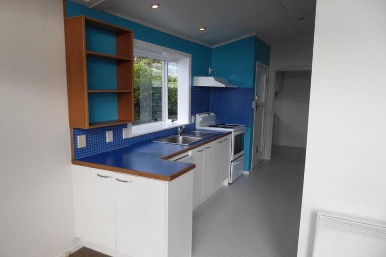 Photo of property in 24 Voltaire Street, Karori, Wellington, 6012