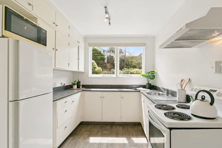 Photo of property in 1/1 Canterbury Street, Karori, Wellington, 6012