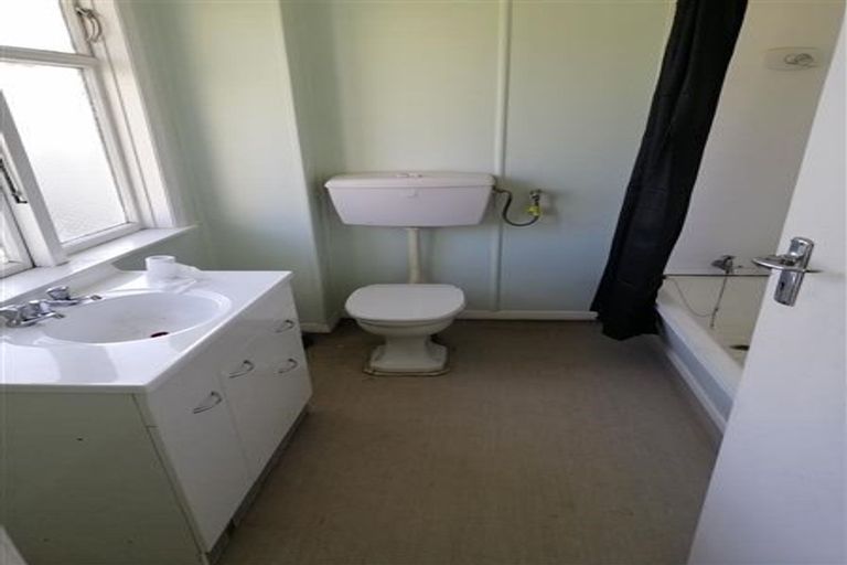 Photo of property in 8 Leicester Street, Cannons Creek, Porirua, 5024