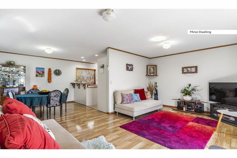 Photo of property in 10 Lloyd Avenue, Papatoetoe, Auckland, 2025