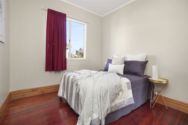 Photo of property in 64 Cook Street, Hamilton East, Hamilton, 3216